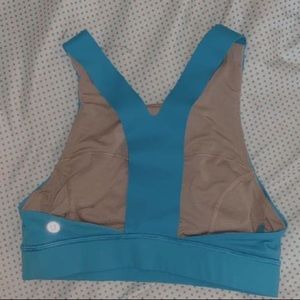 Lululemon High Neck Sports Bra
